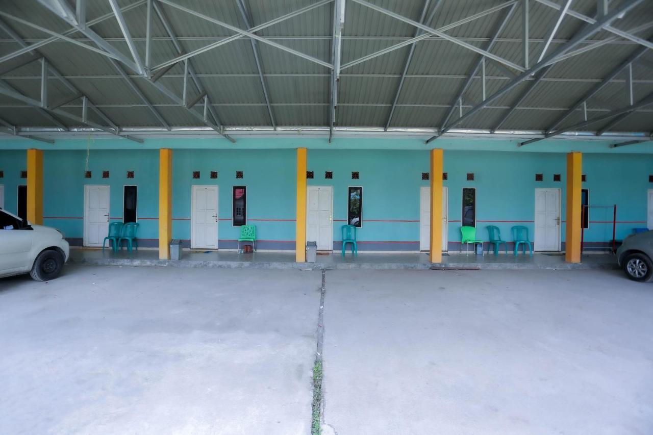 Oyo 2692 Penginapan Mba Ros Banjarbaru Zewnętrze zdjęcie